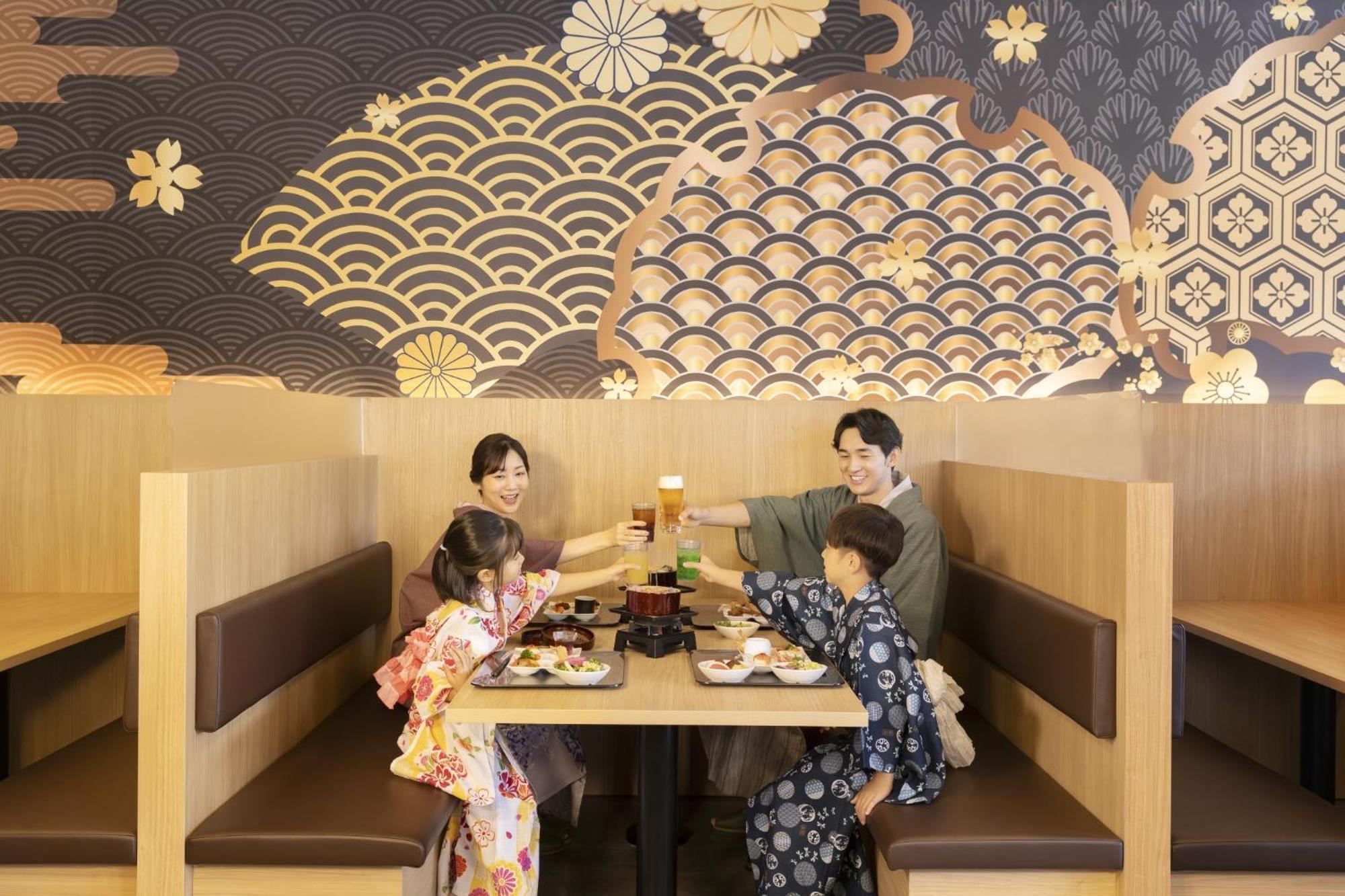 Ooedo Onsen Monogatari Premium Gero Honkan Exterior photo